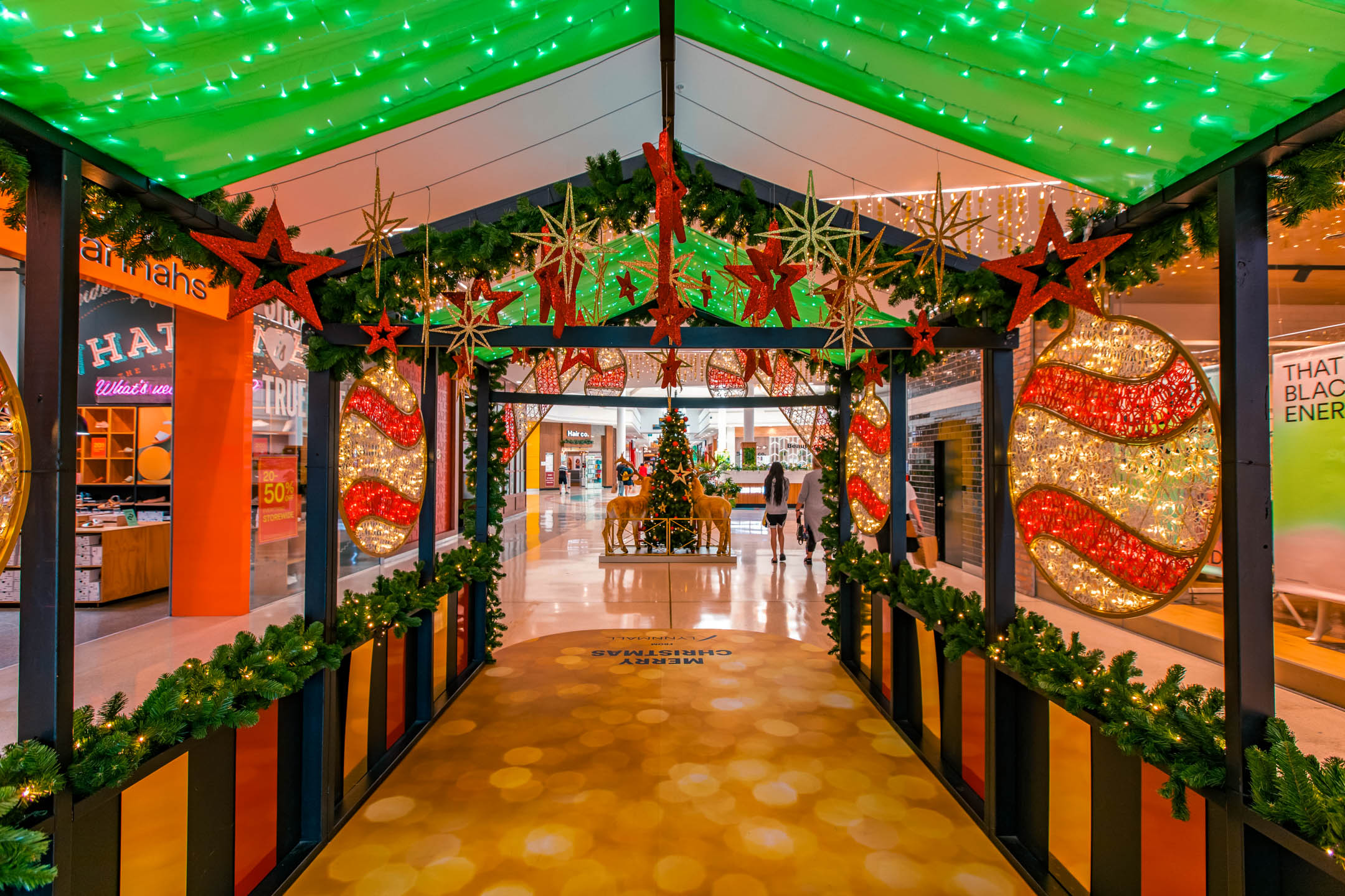 LynnMall Christmas Hut (1)