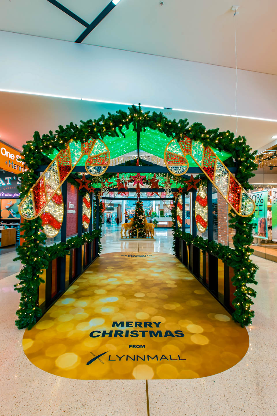 LynnMall Christmas Hut (2)